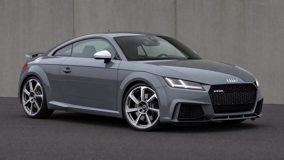 Audi TT RS 8S
