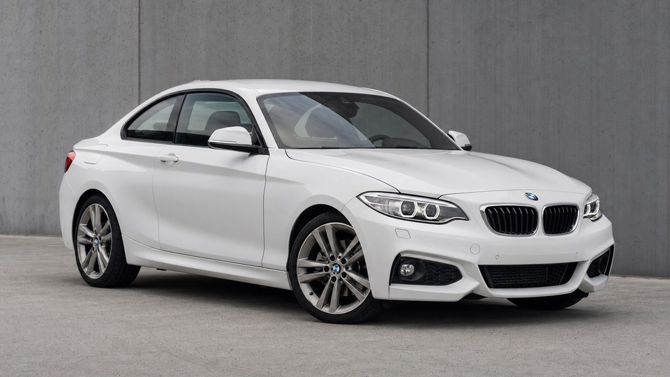 BMW 218i F22