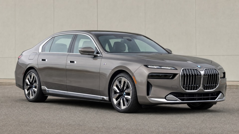 BMW i7 G70