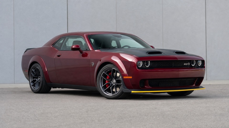 Dodge Challenger SRT Hellcat 6.2 LC
