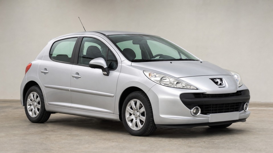 Peugeot 207 1.6 THP A7