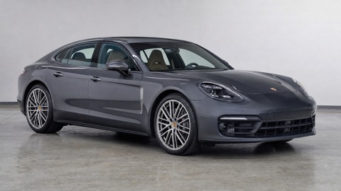 Porsche Panamera 4S (971)